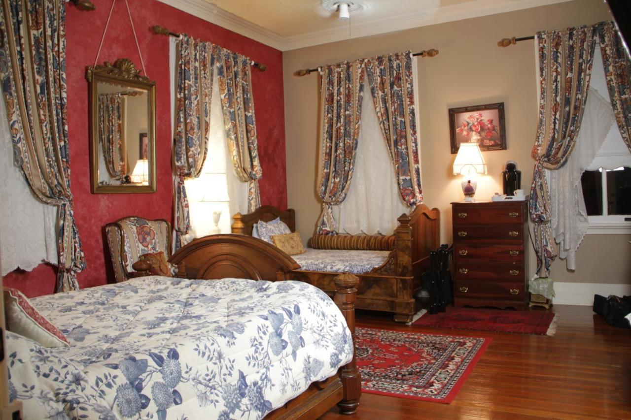 Flowertown Bed And Breakfast Summerville Exterior foto
